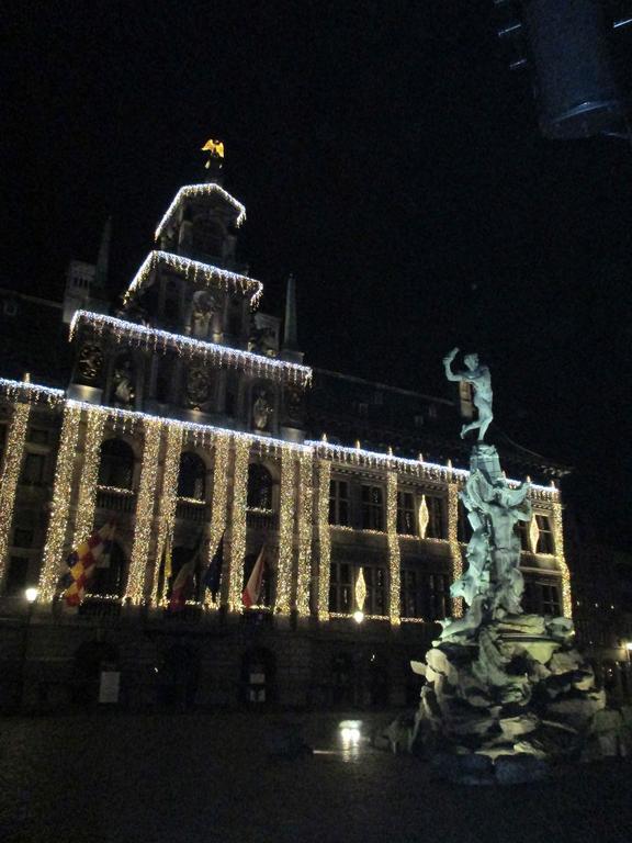 In * Antwerp